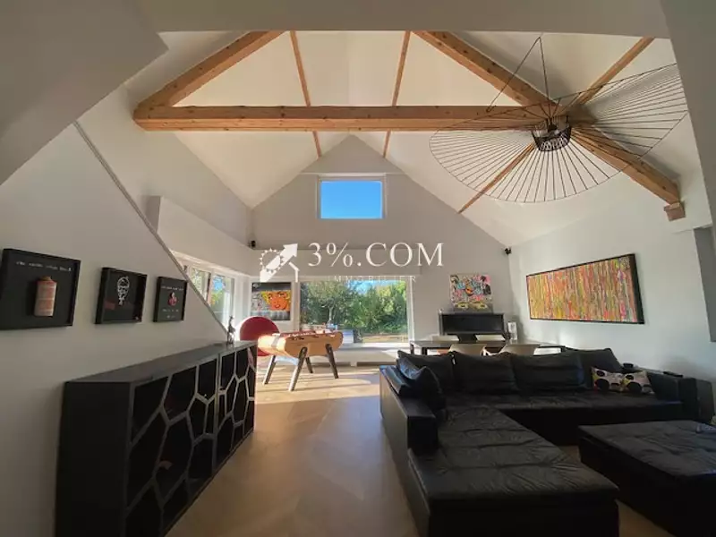 Maison, 240 m²