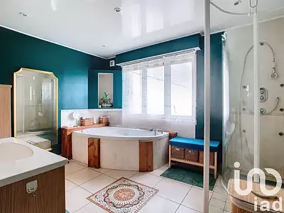 Maison, 197 m²