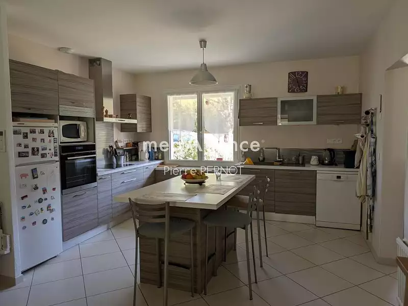 Maison, 107 m²