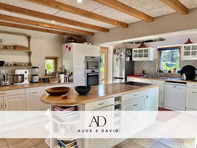 Maison, 340 m²
