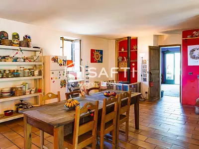 Maison, 195 m²