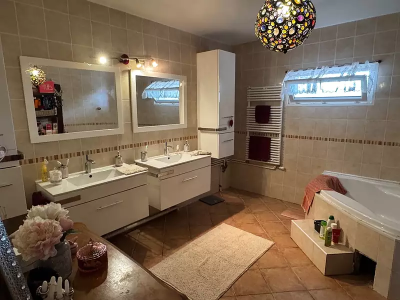 Maison, 160 m²