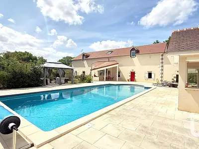 Maison, 320 m²