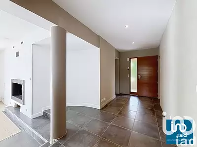 Maison, 180 m²