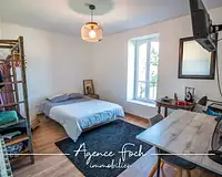 Maison, 240 m²