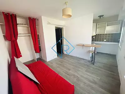 155 000 € 8 611 €/m² Appartement • 18 m² • 1 pièce Paris 19ème (75019)