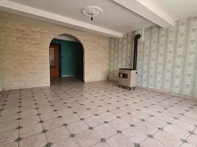 Maison, 204 m²