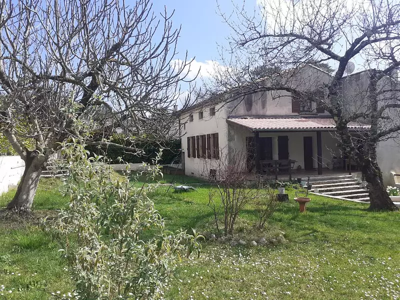 Maison, 174 m²
