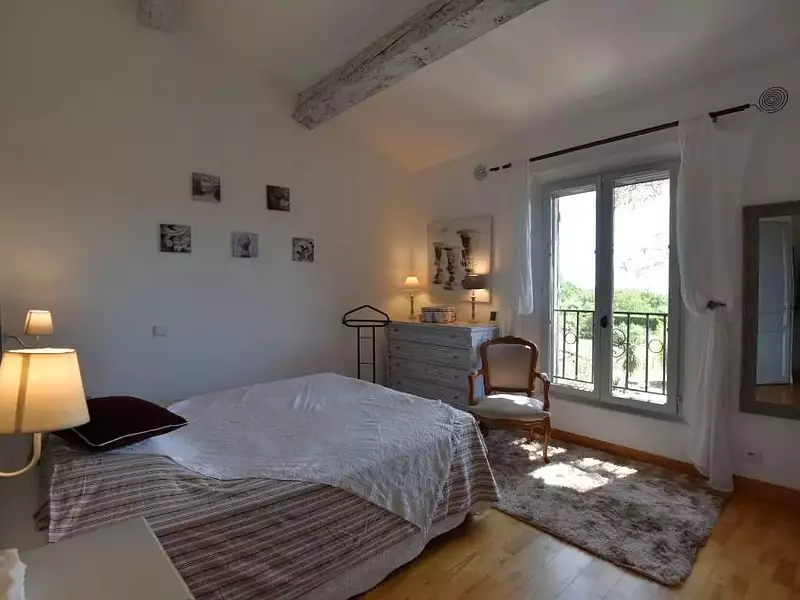 Maison, 196 m²