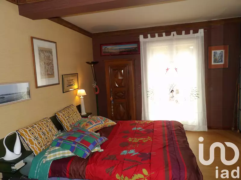 Maison, 235 m²