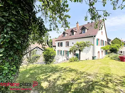 Maison, 279 m²