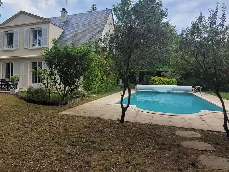 Maison, 171 m²