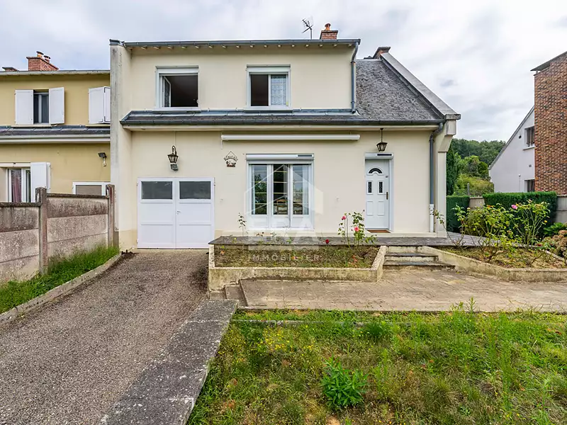 Maison, 89 m²