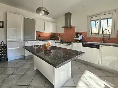Maison, 145 m²