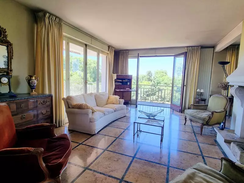 Appartement, 211 m²