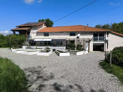 Maison, 374 m²