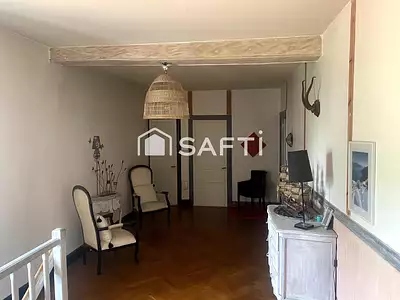 Maison, 271 m²