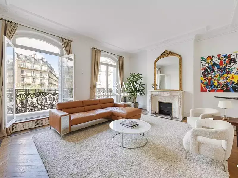 Appartement, 210,01 m²