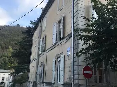 Maison, 719 m²