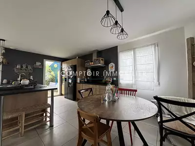 Maison, 99 m²