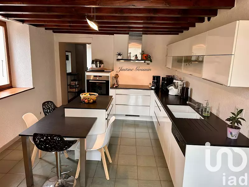 Maison, 252 m²