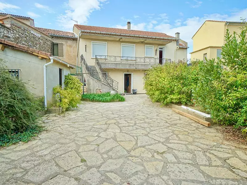 Maison, 206 m²