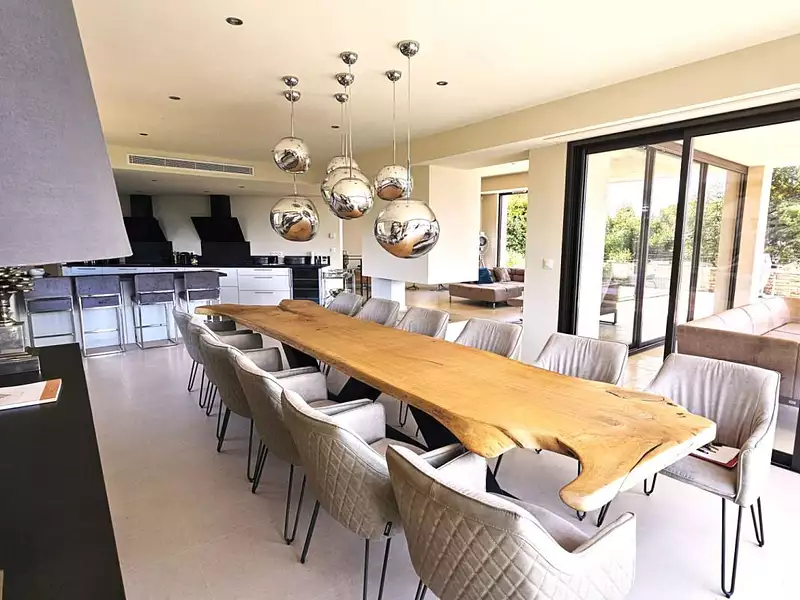 Maison, 608 m²