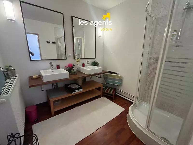 Maison, 320 m²