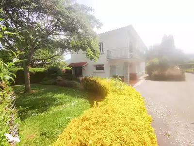 Maison, 201 m²