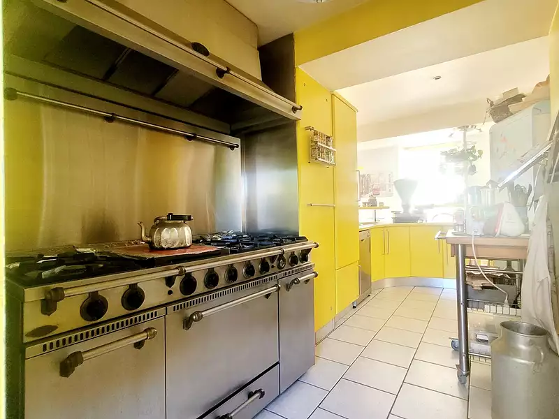 Maison, 260 m²