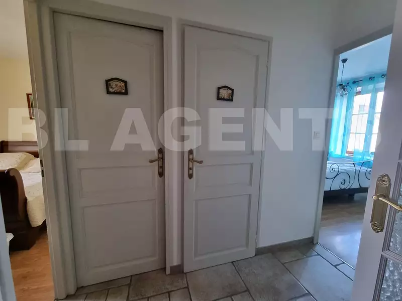 Maison, 190 m²