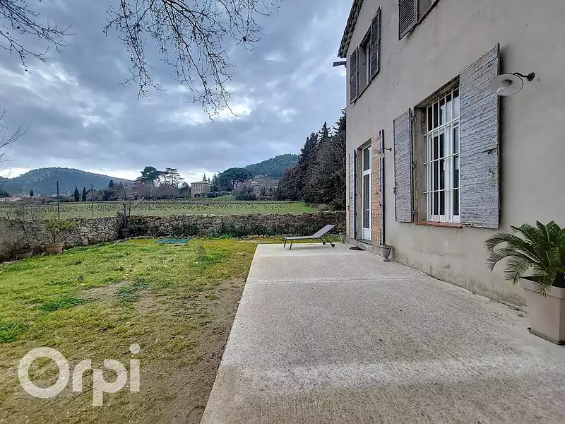 Maison, 145 m²