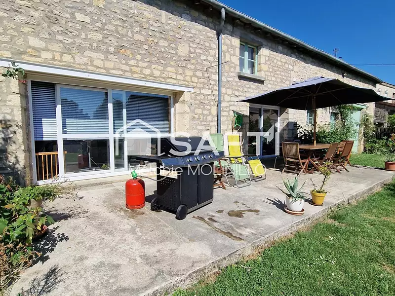 Maison, 165 m²