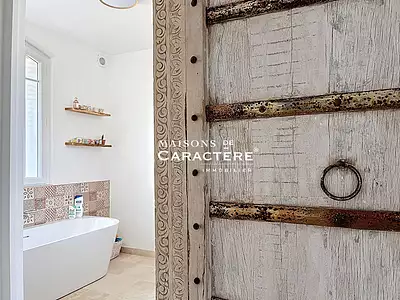 Maison, 196 m²