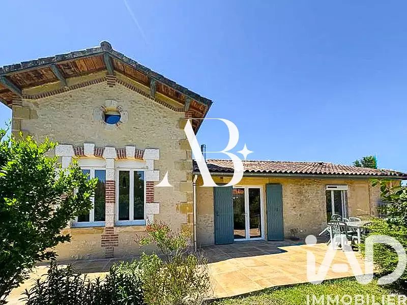 Maison, 168 m²
