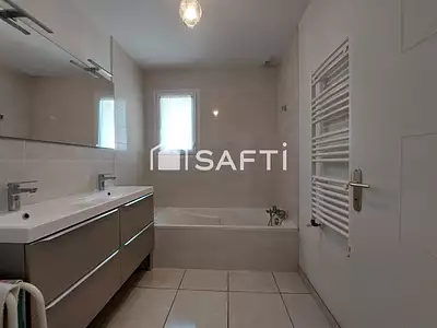 Maison, 140 m²