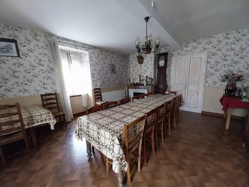 Maison, 180 m²