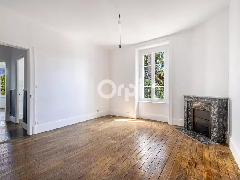 Maison, 180 m²