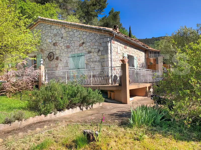 Maison, 290 m²