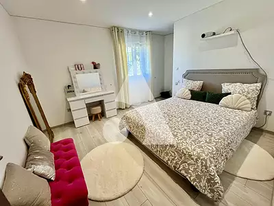 Maison, 220 m²