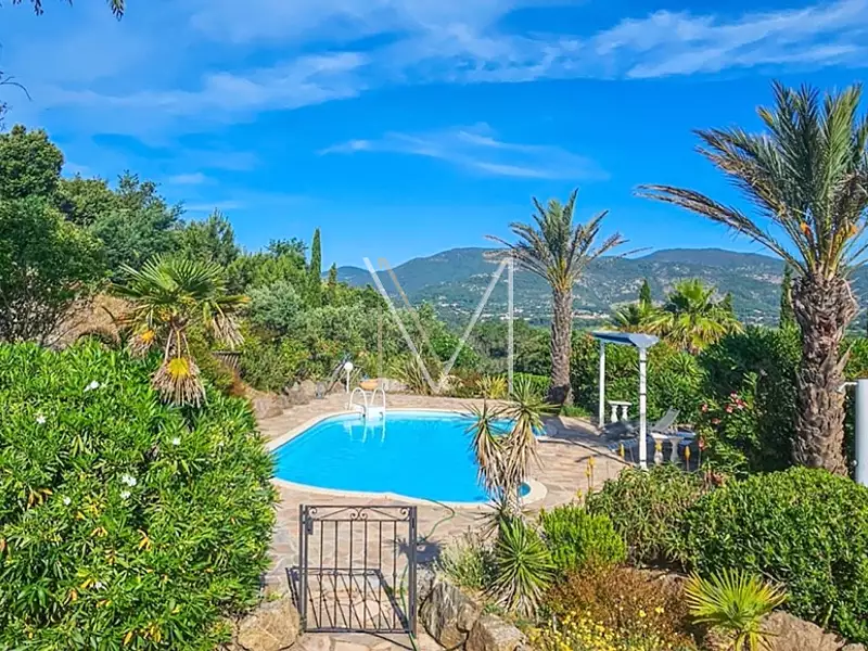 Maison, 300 m²