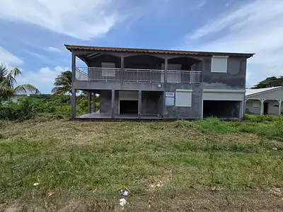 Maison, 208 m²