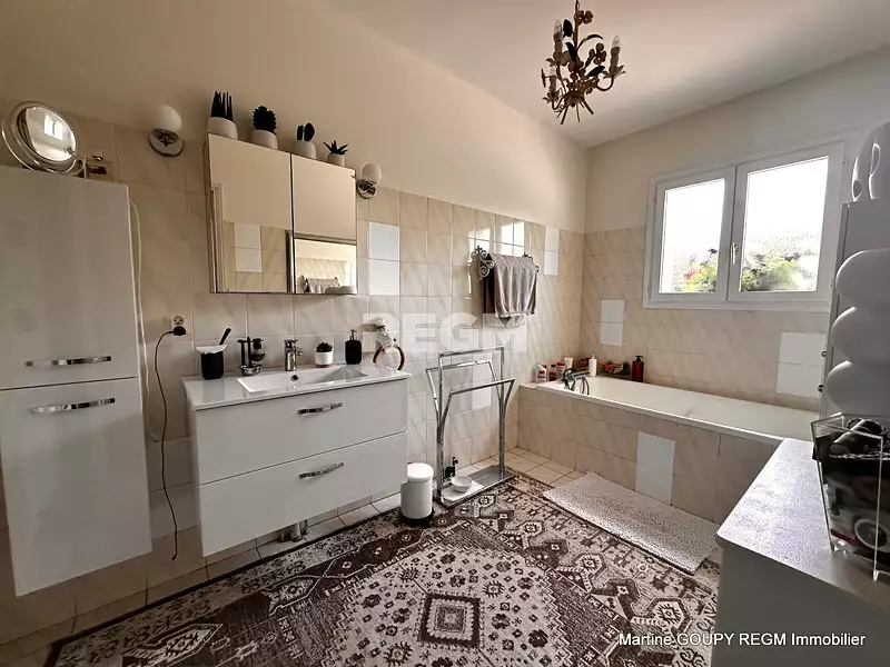 Maison, 122,7 m²