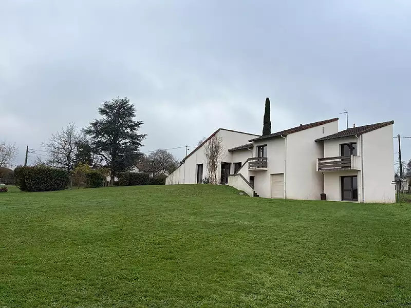 Maison, 194 m²