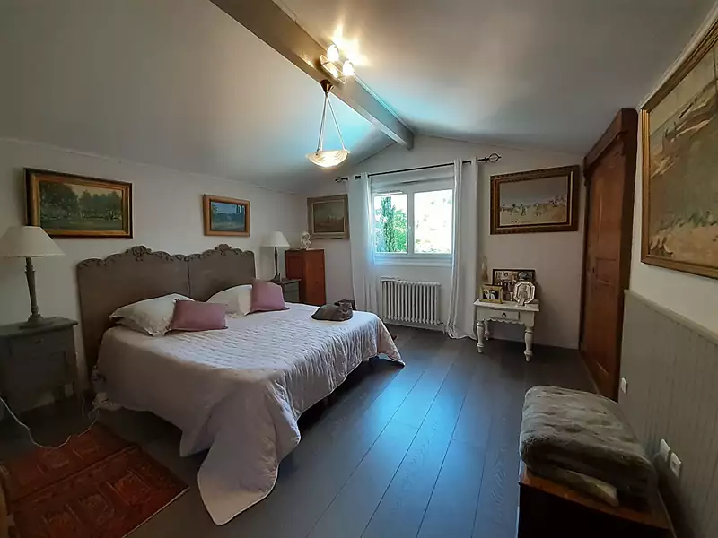 Maison, 215 m²