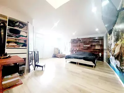Maison, 218 m²