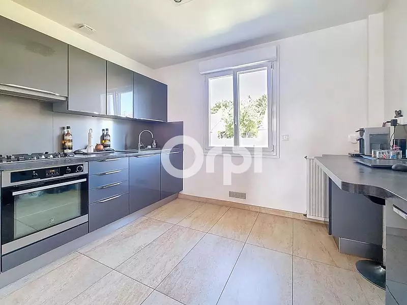 Maison, 145 m²