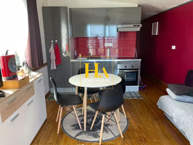 Immeuble, 160 m²