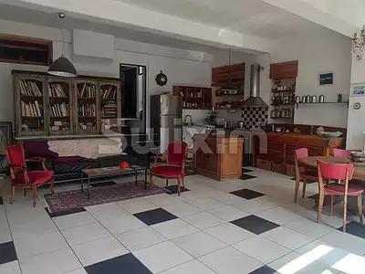 Maison, 166 m²