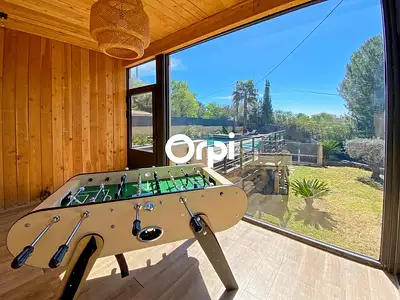 Maison, 203 m²
